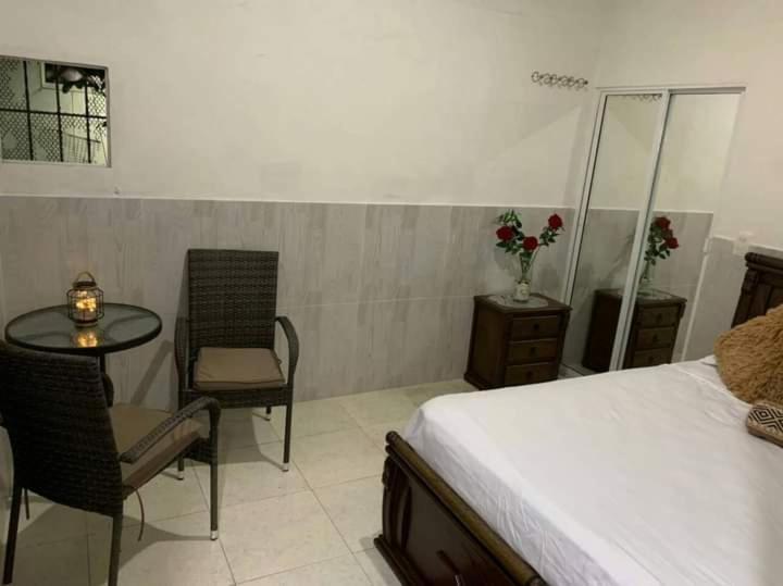 Hostal Marbella 47 Cartagena Екстериор снимка