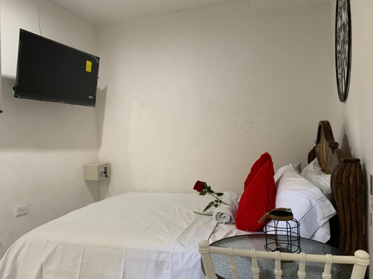 Hostal Marbella 47 Cartagena Екстериор снимка