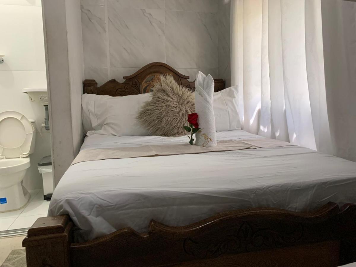 Hostal Marbella 47 Cartagena Екстериор снимка